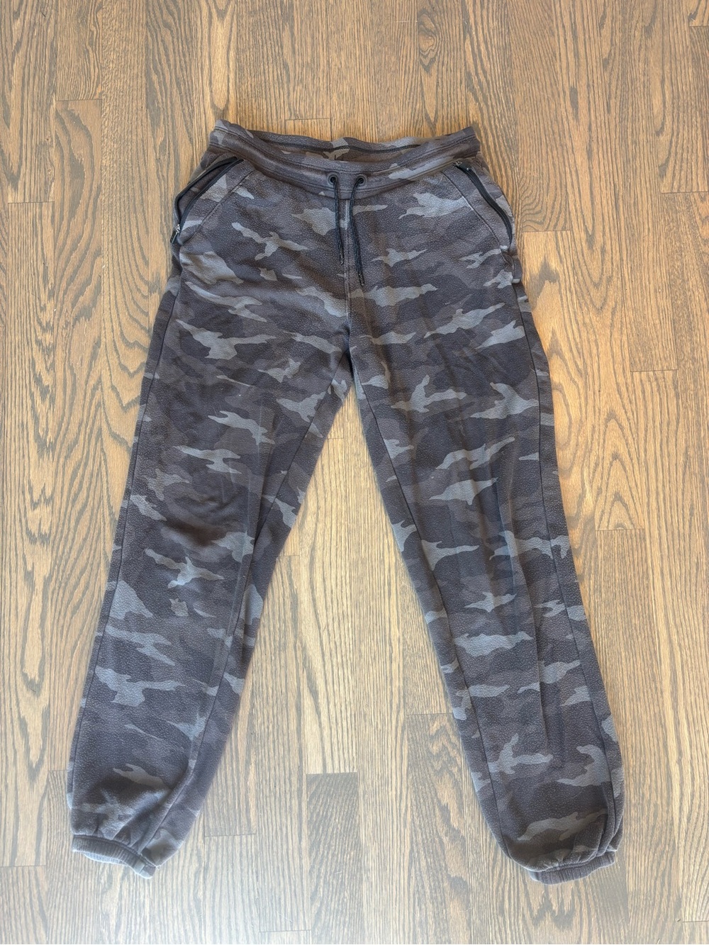 Athleta Kids Gray Camouflage Jogger Pants